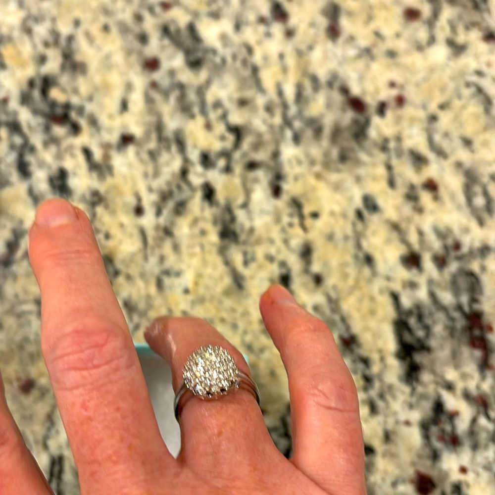 Park Lane Retired Silvertone CZ sphere ring size 6